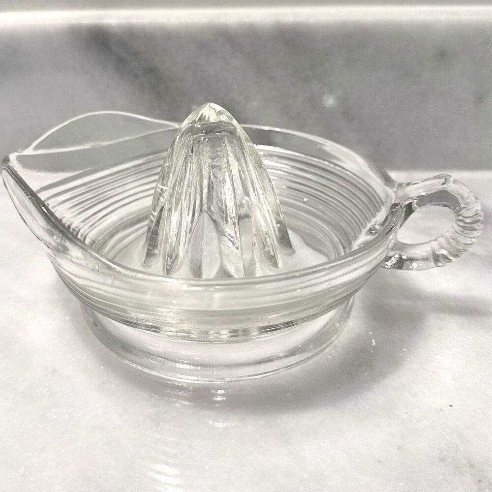 Vintage Glass Citrus Orange Lemon Lime Juicer Clear Ribbed Reamer